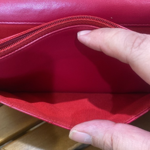 CHANEL WOC Wallet on chain lambskin crossbody - Picture 12 of 15